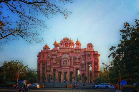 Patrika Gate